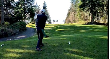 Video thumbnail: Amateur golfer using ZeroGolfTee tee